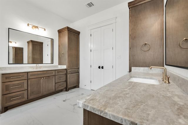 1141 Bluebonnet Ridge Drive, Chappell Hill, TX 77426