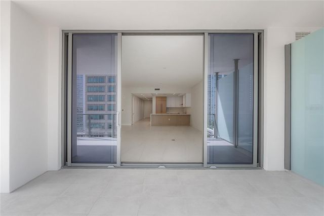 275 1ST AVENUE S 1504, St Petersburg, FL 33701