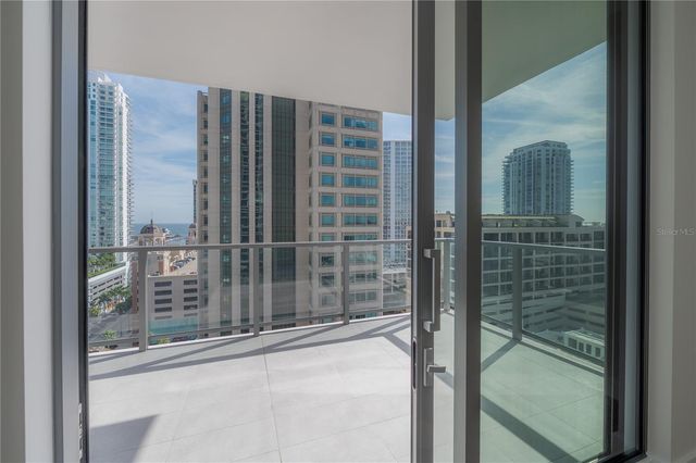 275 1ST AVENUE S 1504, St Petersburg, FL 33701