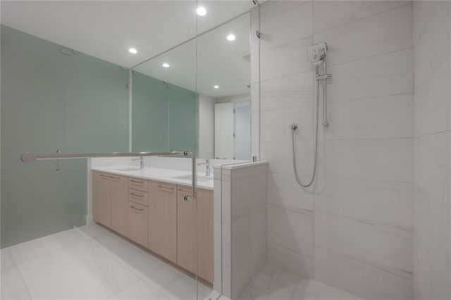 275 1ST AVENUE S 1504, St Petersburg, FL 33701