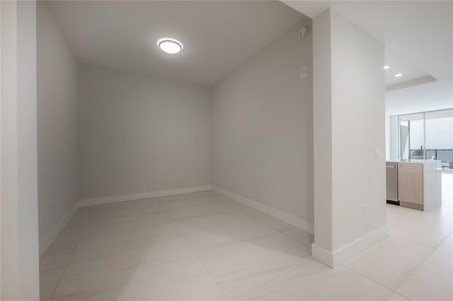 275 1ST AVENUE S 1504, St Petersburg, FL 33701