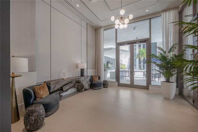 275 1ST AVENUE S 1504, St Petersburg, FL 33701