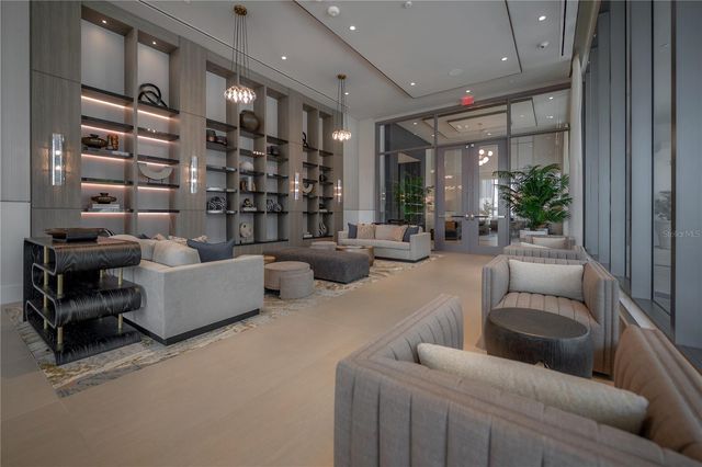 275 1ST AVENUE S 1504, St Petersburg, FL 33701