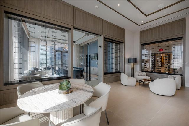 275 1ST AVENUE S 1504, St Petersburg, FL 33701