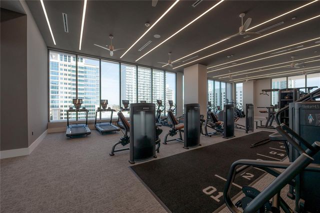 275 1ST AVENUE S 1504, St Petersburg, FL 33701