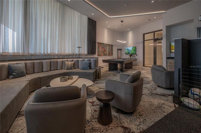 275 1ST AVENUE S 1504, St Petersburg, FL 33701