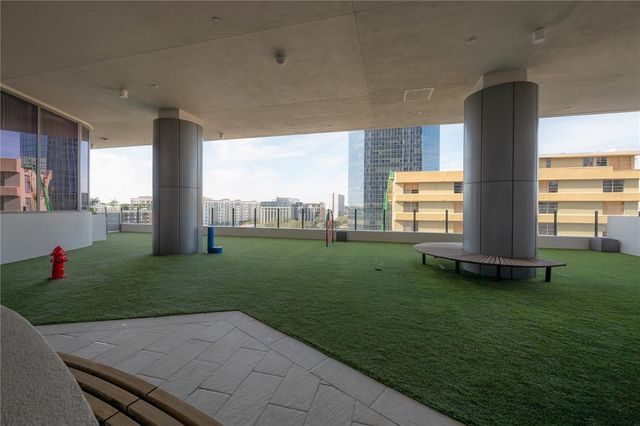 275 1ST AVENUE S 1504, St Petersburg, FL 33701