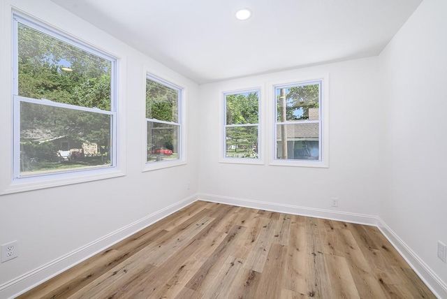 516 N 7th Street, Lawrence, KS 66044