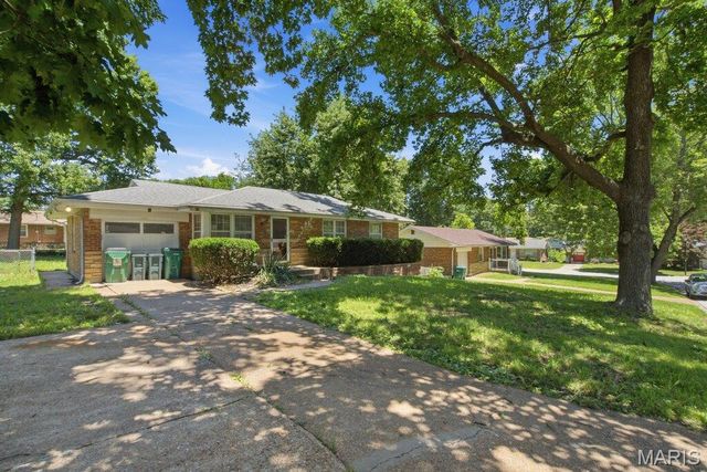 1207 Admiral Drive, St Louis, MO 63137