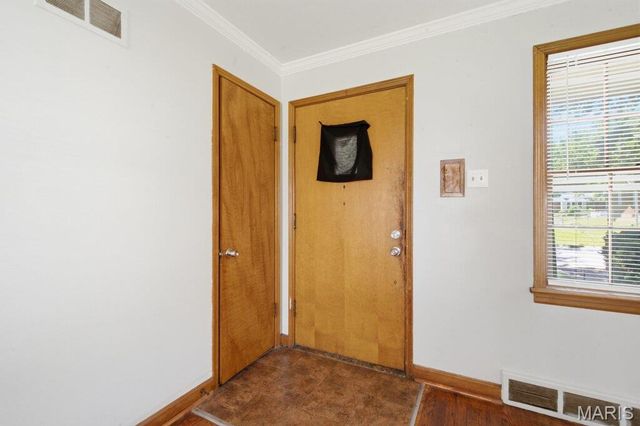 1207 Admiral Drive, St Louis, MO 63137