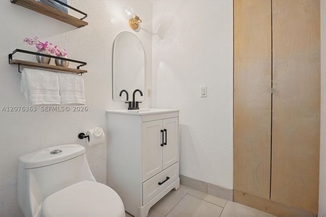 8230 NE 1st Pl, Miami, FL 33138