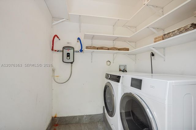 8230 NE 1st Pl, Miami, FL 33138