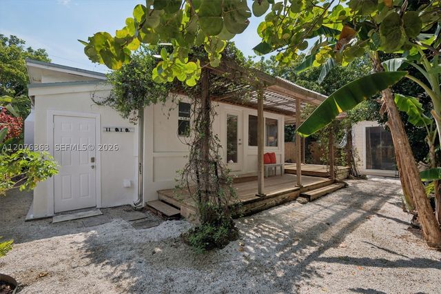8230 NE 1st Pl, Miami, FL 33138