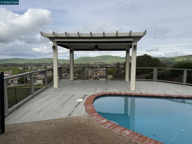 1109 Vista Point Ln, Concord, CA 94521