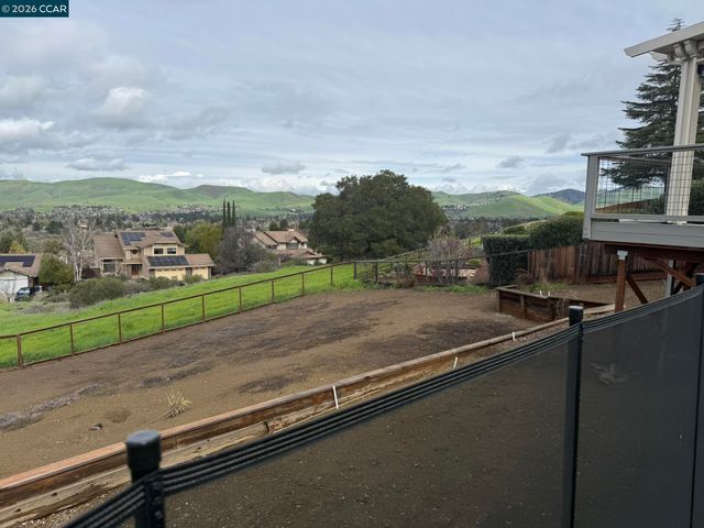 1109 Vista Point Ln, Concord, CA 94521