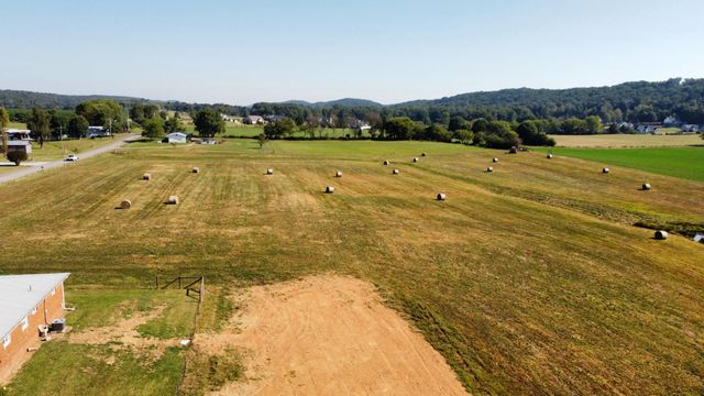 34153339 Lead Mine Valley Road, SW, Cleveland, TN 37311