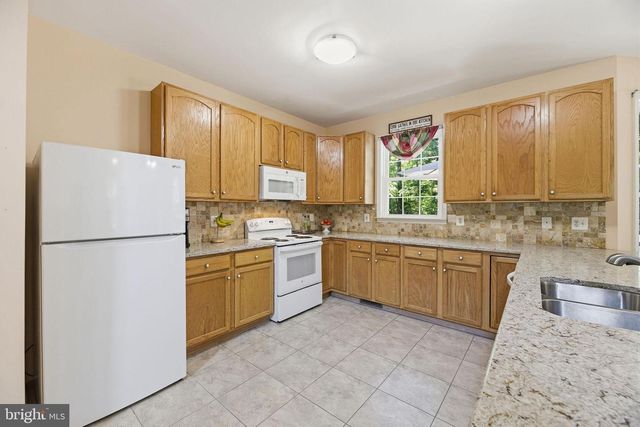 12976 MARINERS CIR, Lusby, MD 20657