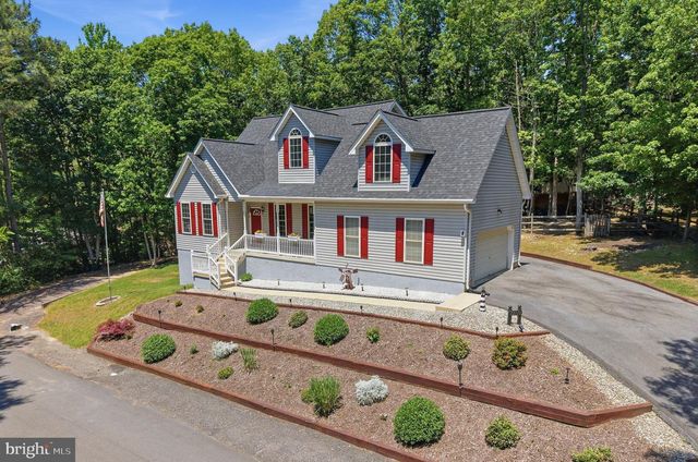12976 MARINERS CIR, Lusby, MD 20657