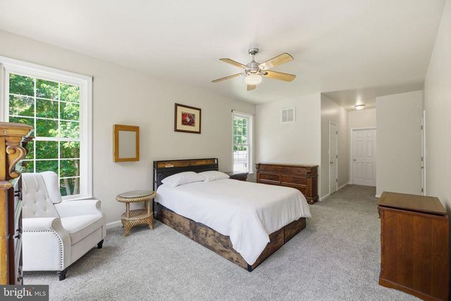 12976 MARINERS CIR, Lusby, MD 20657