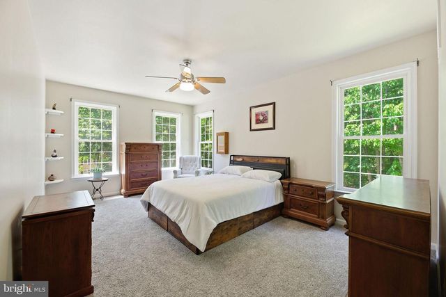 12976 MARINERS CIR, Lusby, MD 20657