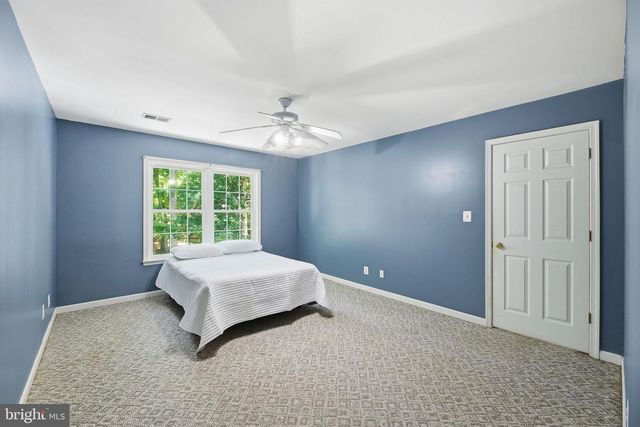 12976 MARINERS CIR, Lusby, MD 20657