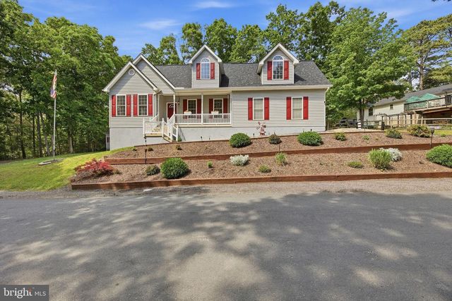 12976 MARINERS CIR, Lusby, MD 20657