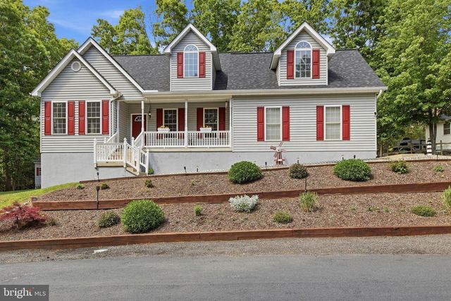 12976 MARINERS CIR, Lusby, MD 20657