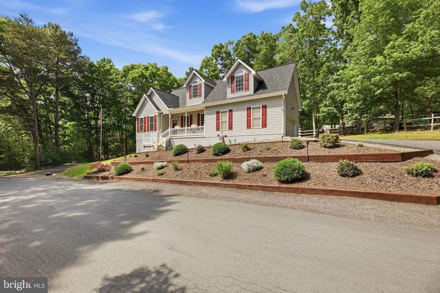 12976 MARINERS CIR, Lusby, MD 20657