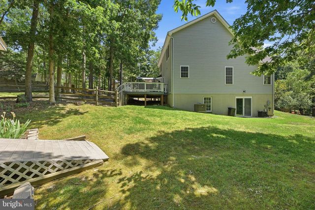12976 MARINERS CIR, Lusby, MD 20657