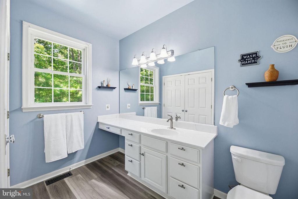 Image 25 of property listing at 12976 MARINERS CIR, Lusby, MD 20657