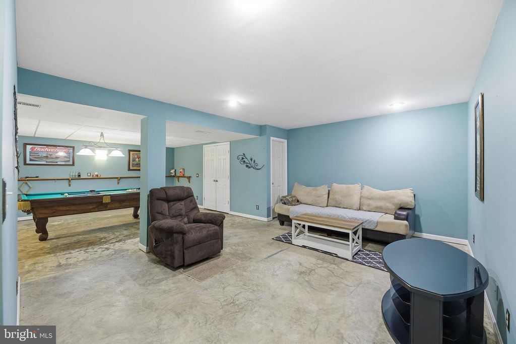Image 35 of property listing at 12976 MARINERS CIR, Lusby, MD 20657