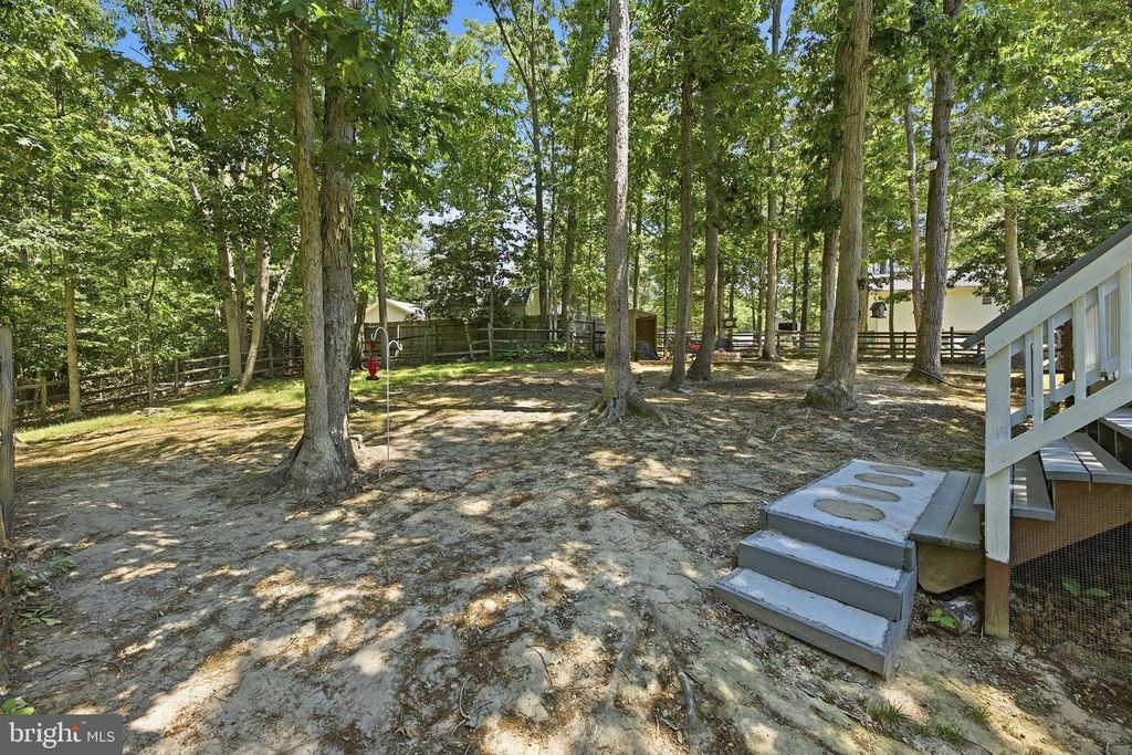Image 42 of property listing at 12976 MARINERS CIR, Lusby, MD 20657