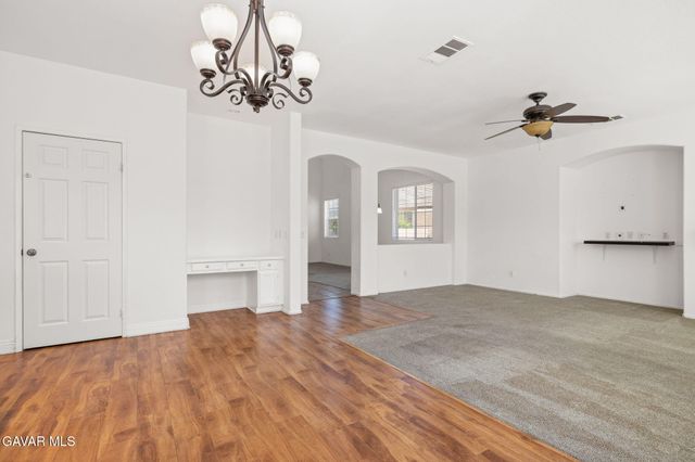 44528 Orchard Lane, Lancaster, CA 93534