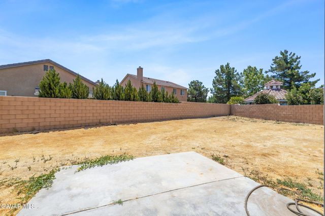 44528 Orchard Lane, Lancaster, CA 93534