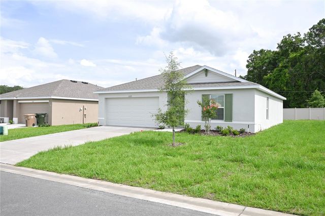2122 NE 28TH PLACE, Ocala, FL 34470