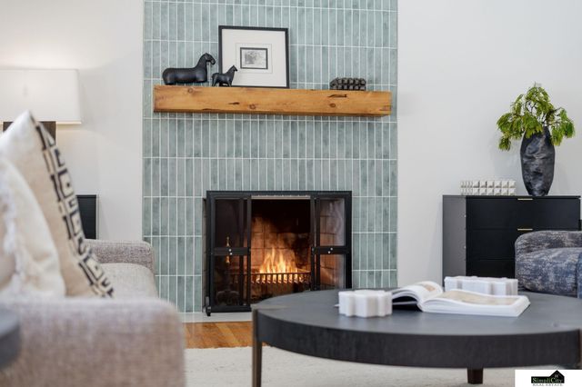 1515 W Manor Drive, Lincoln, NE 68506