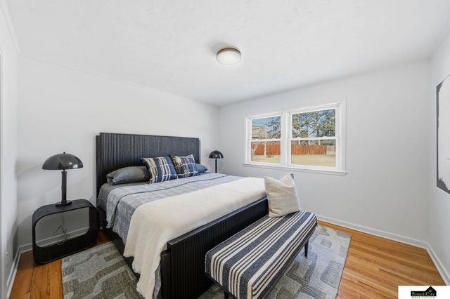 1515 W Manor Drive, Lincoln, NE 68506