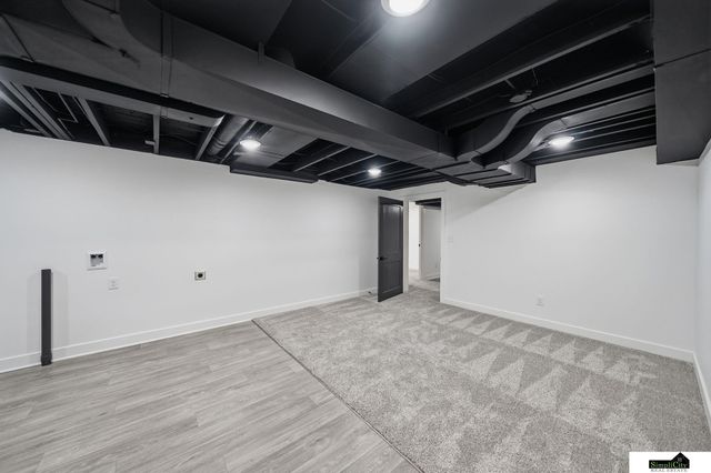 1515 W Manor Drive, Lincoln, NE 68506