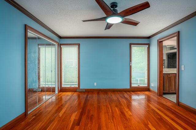 10 WOODLEY Road, Rock Island, IL 61201