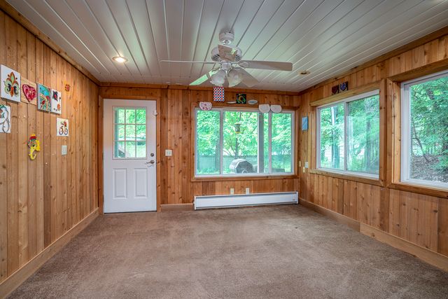 10 WOODLEY Road, Rock Island, IL 61201