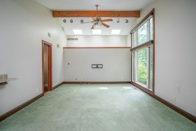 10 WOODLEY Road, Rock Island, IL 61201