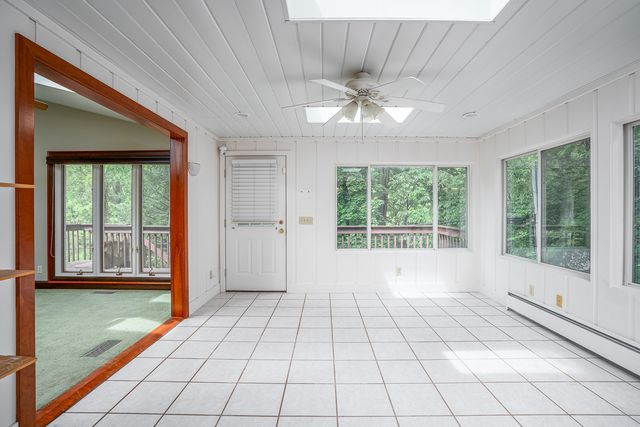 10 WOODLEY Road, Rock Island, IL 61201