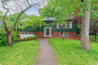 10 WOODLEY Road, Rock Island, IL 61201