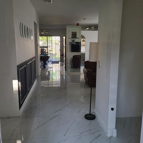 4323 NW 44th Terrace, Coconut Creek, FL 33073