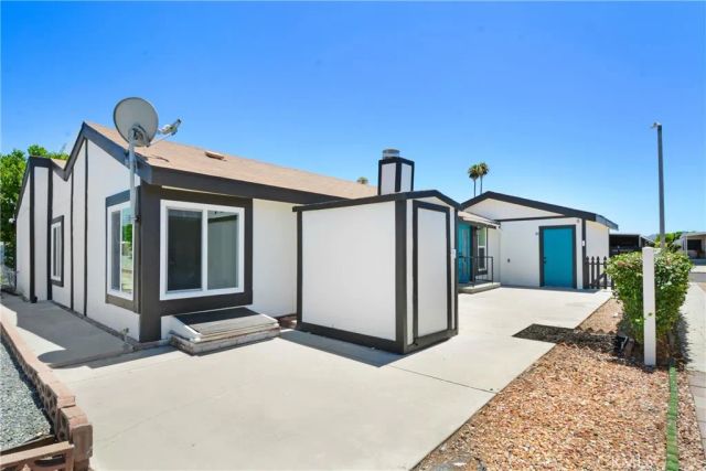 1730 San Simeon Drive, Hemet, CA 92545