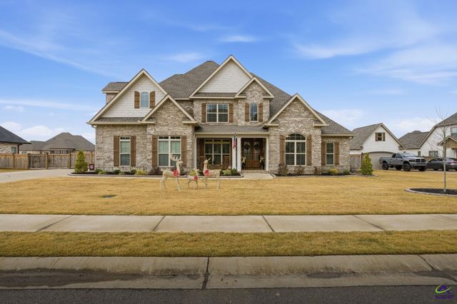 210 Bristleleaf Path, Kathleen, GA 31047