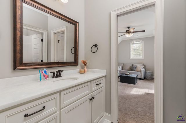 210 Bristleleaf Path, Kathleen, GA 31047