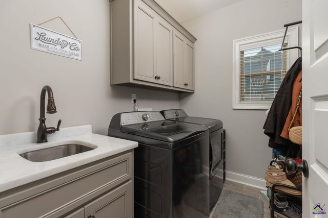 210 Bristleleaf Path, Kathleen, GA 31047