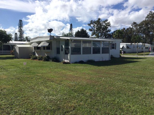 26 Mediterranean Boulevard E, Port St Lucie, FL 34952