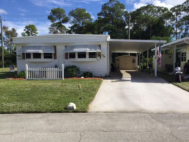 26 Mediterranean Boulevard E, Port St Lucie, FL 34952